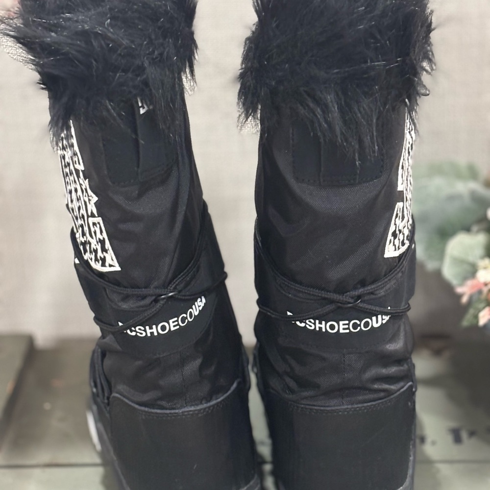 Y2K DC CHALET BOOTS WITH FUR TRIM RARE & IN INCREDIBLE CONDITION - Picture 7 of 12